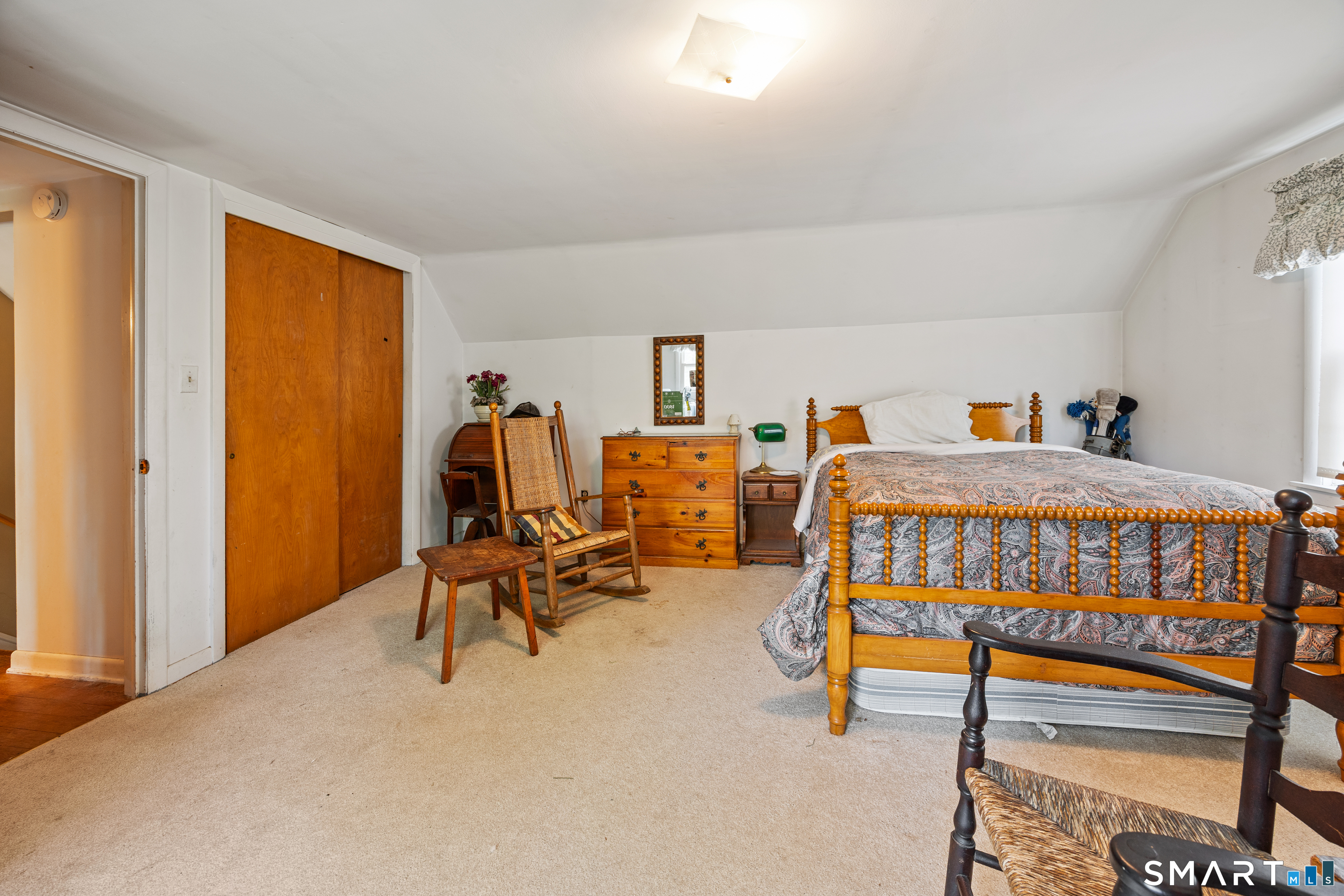 27 Theroux Avenue Waterbury CT 06708