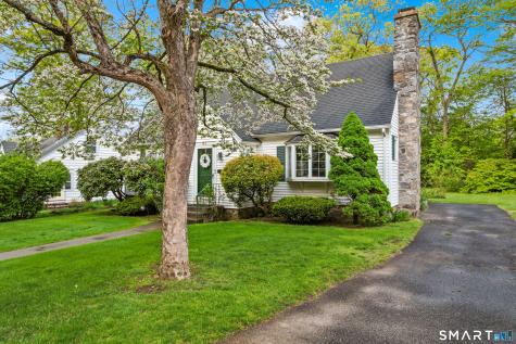 27 Theroux Avenue Waterbury CT 06708