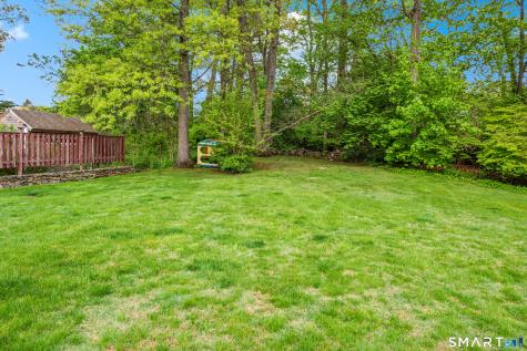 27 Theroux Avenue Waterbury CT 06708