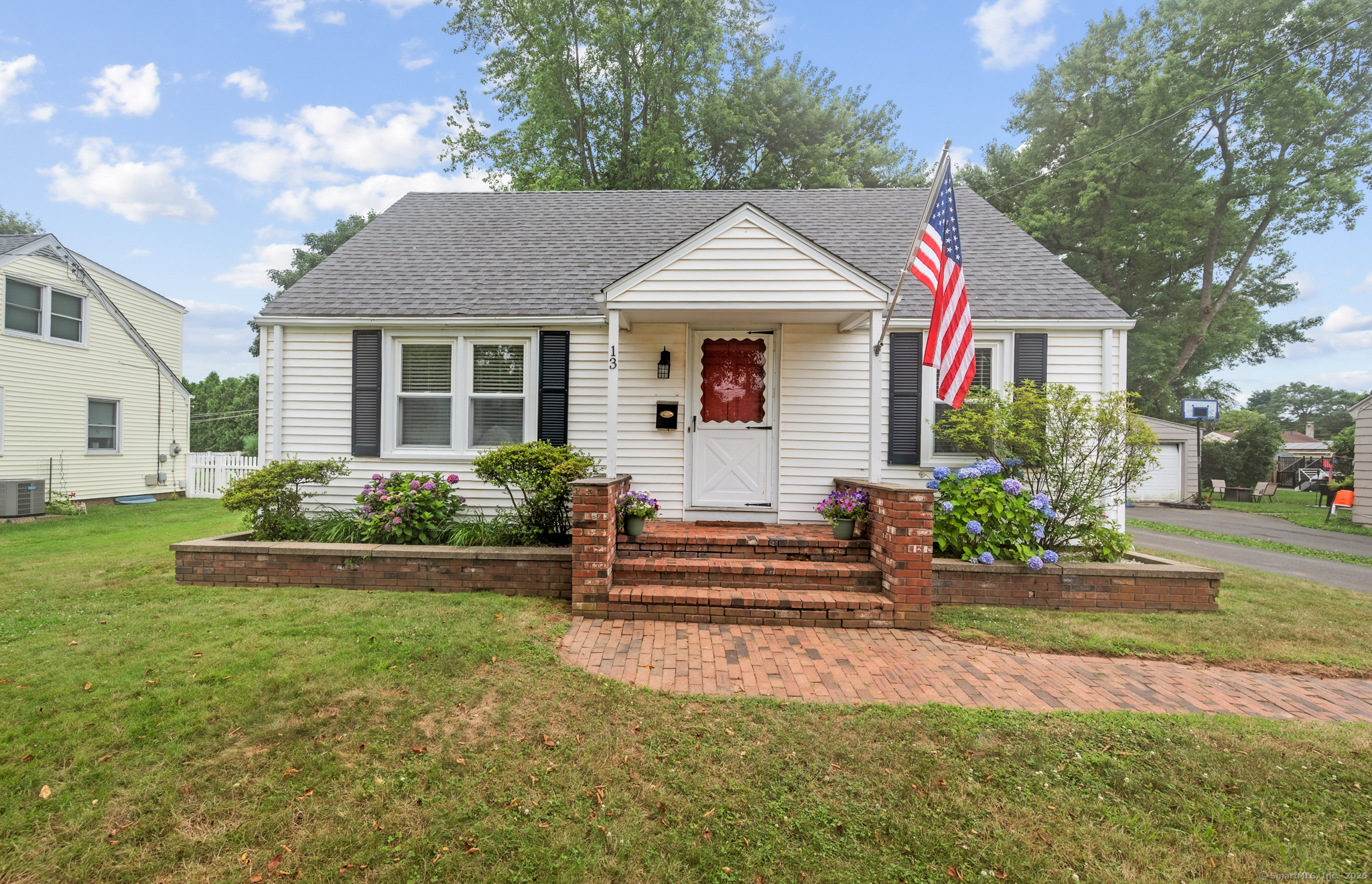 13 Grove Road Cromwell CT 06416