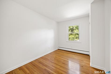 11 Walnut Lane North Branford CT 06472