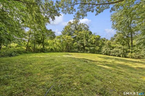 11 Walnut Lane North Branford CT 06472