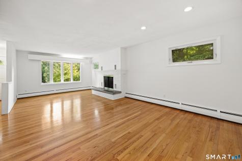 11 Walnut Lane North Branford CT 06472