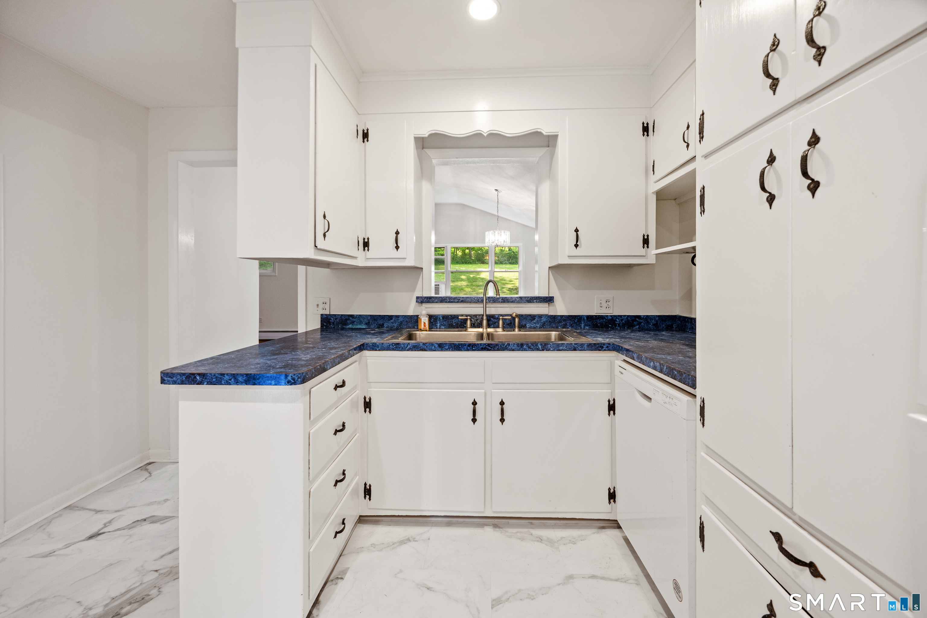 11 Walnut Lane North Branford CT 06472