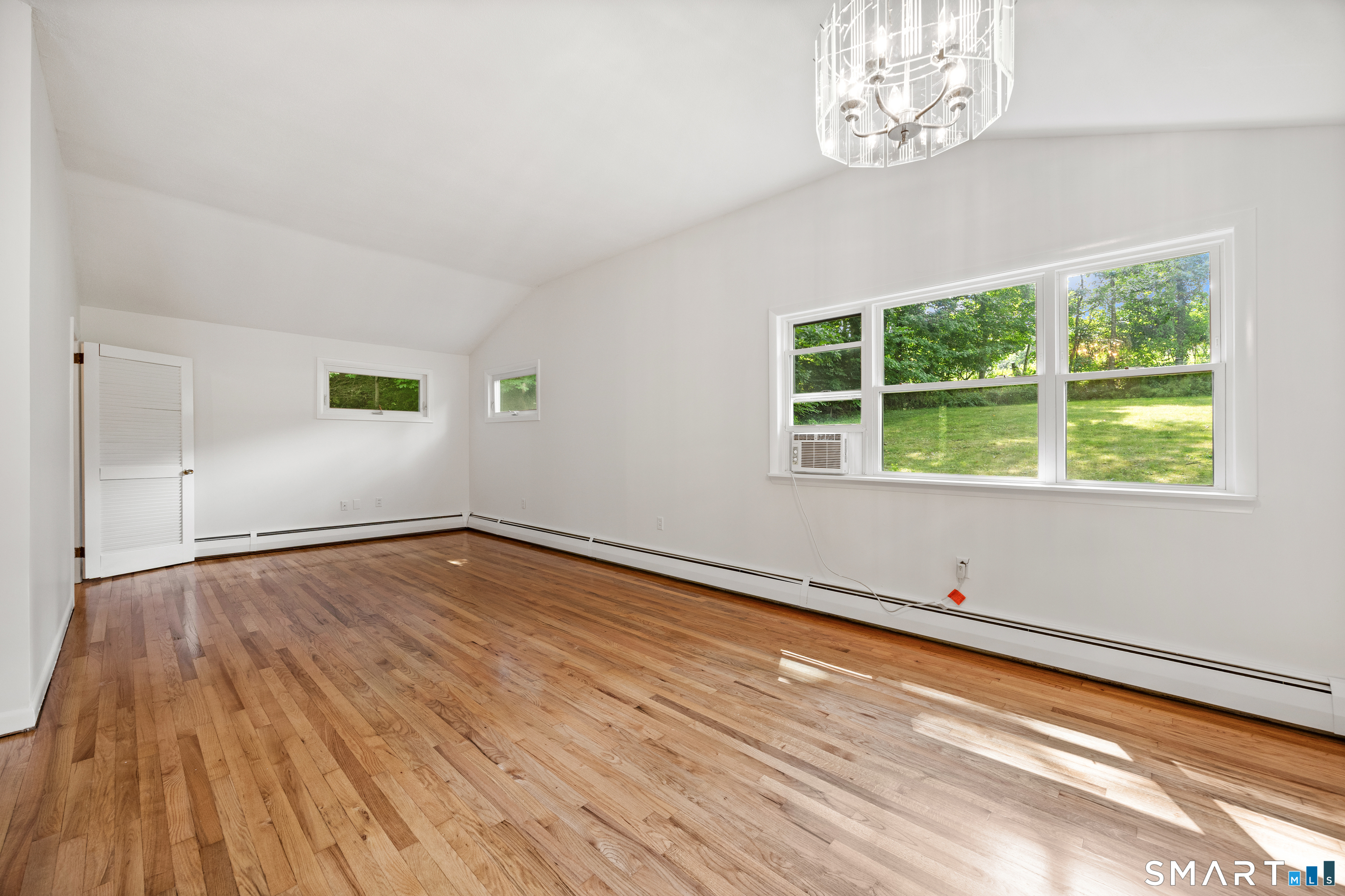 11 Walnut Lane North Branford CT 06472