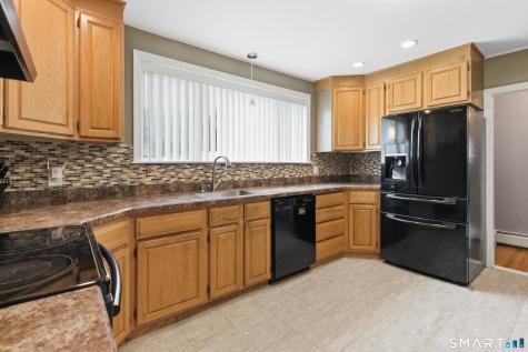 112 Brentwood Road Newington CT 06111