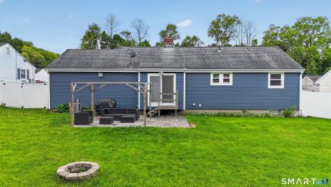 112 Brentwood Road Newington CT 06111