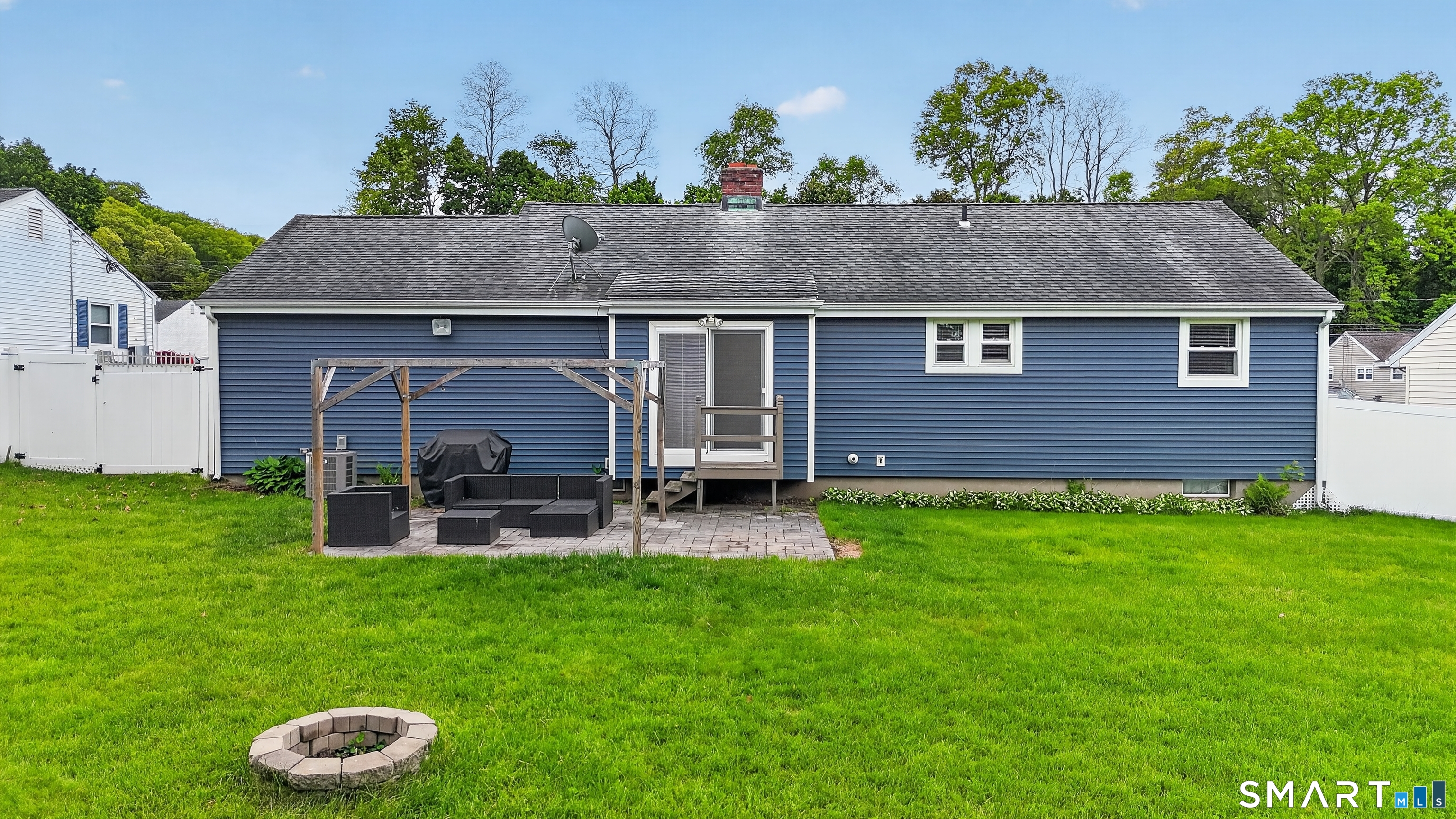 112 Brentwood Road Newington CT 06111
