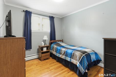 112 Brentwood Road Newington CT 06111