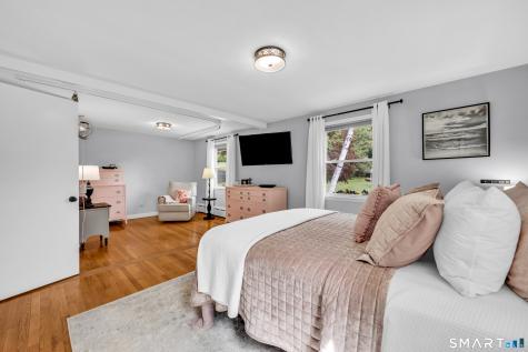 27 Woodcrest Drive Bristol CT 06010