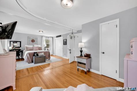 27 Woodcrest Drive Bristol CT 06010