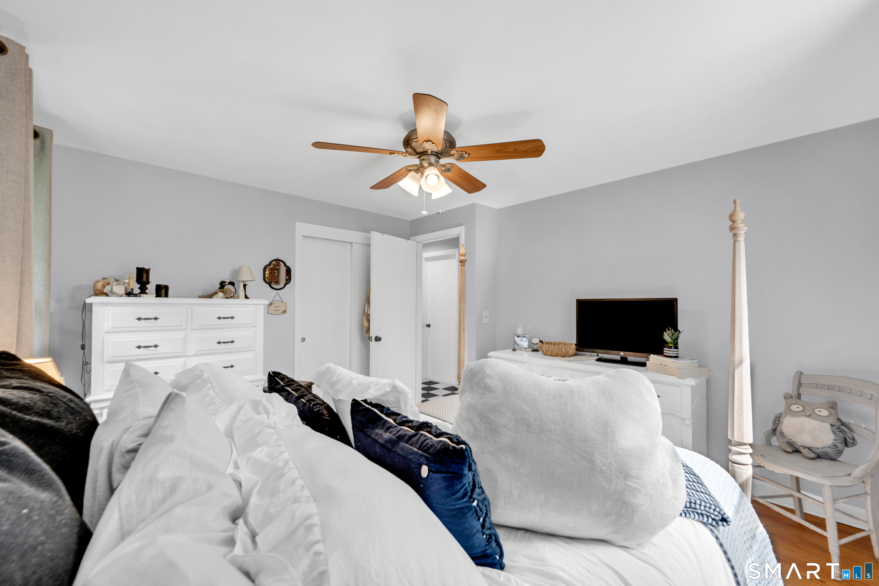 27 Woodcrest Drive Bristol CT 06010