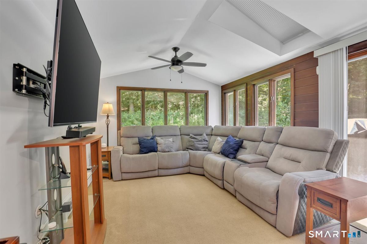 9 Willow Stream Drive Vernon CT 06066