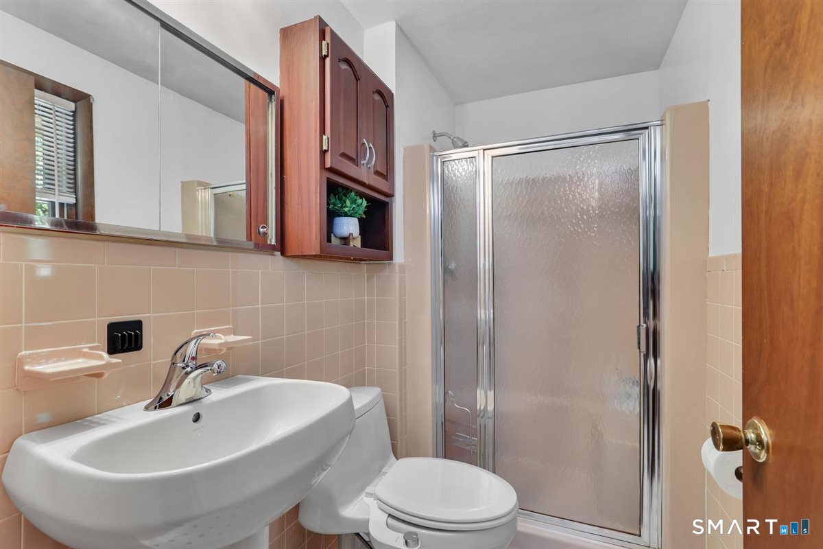 9 Willow Stream Drive Vernon CT 06066