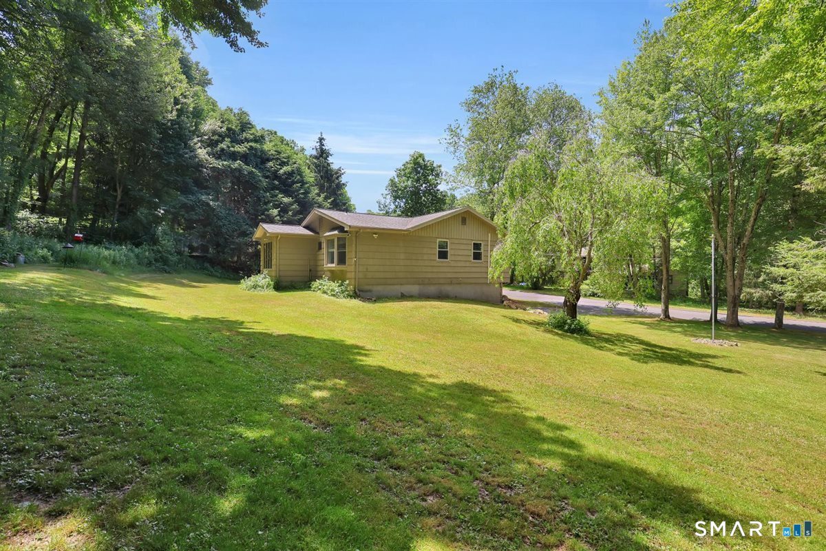 9 Willow Stream Drive Vernon CT 06066