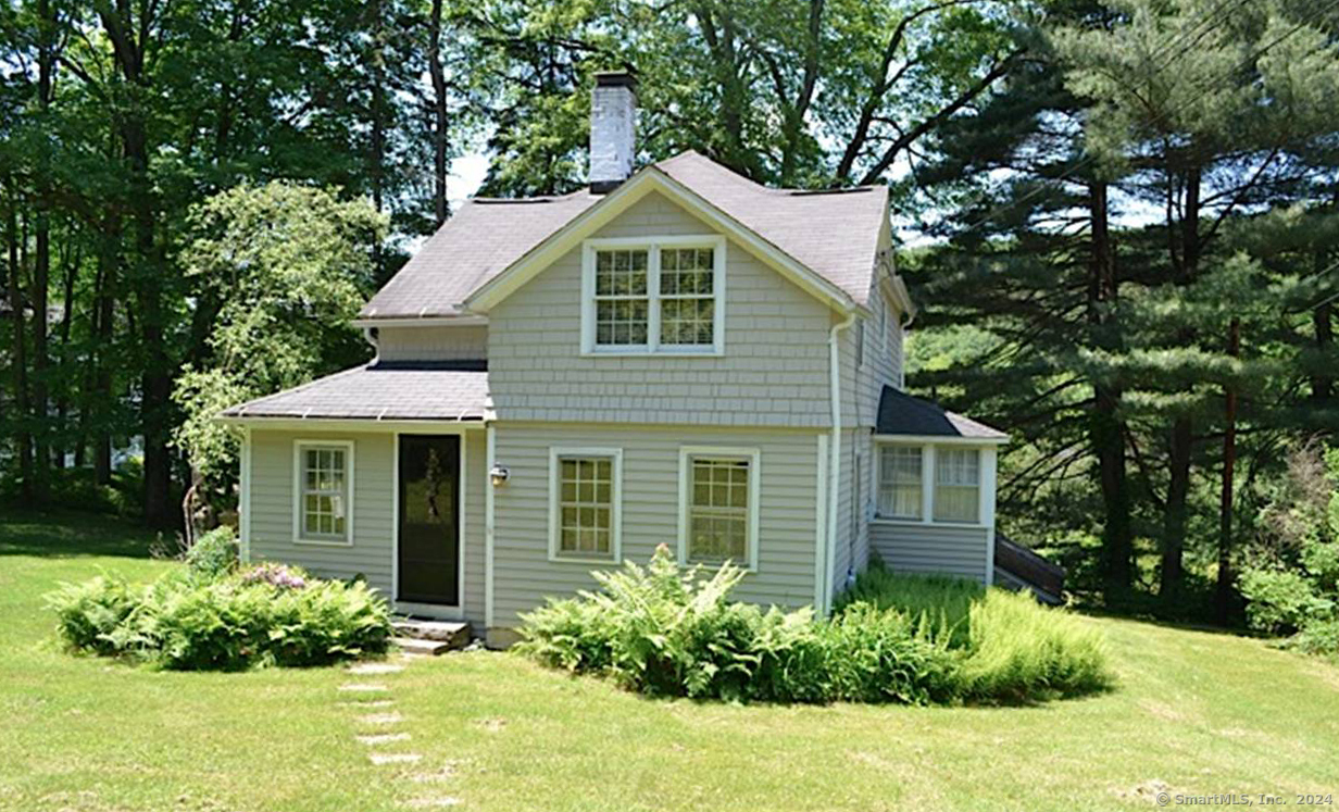 8 School Street Washington CT 06793