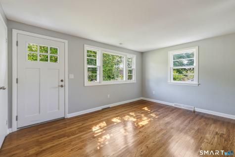 11 Chestnut Street Plymouth CT 06786