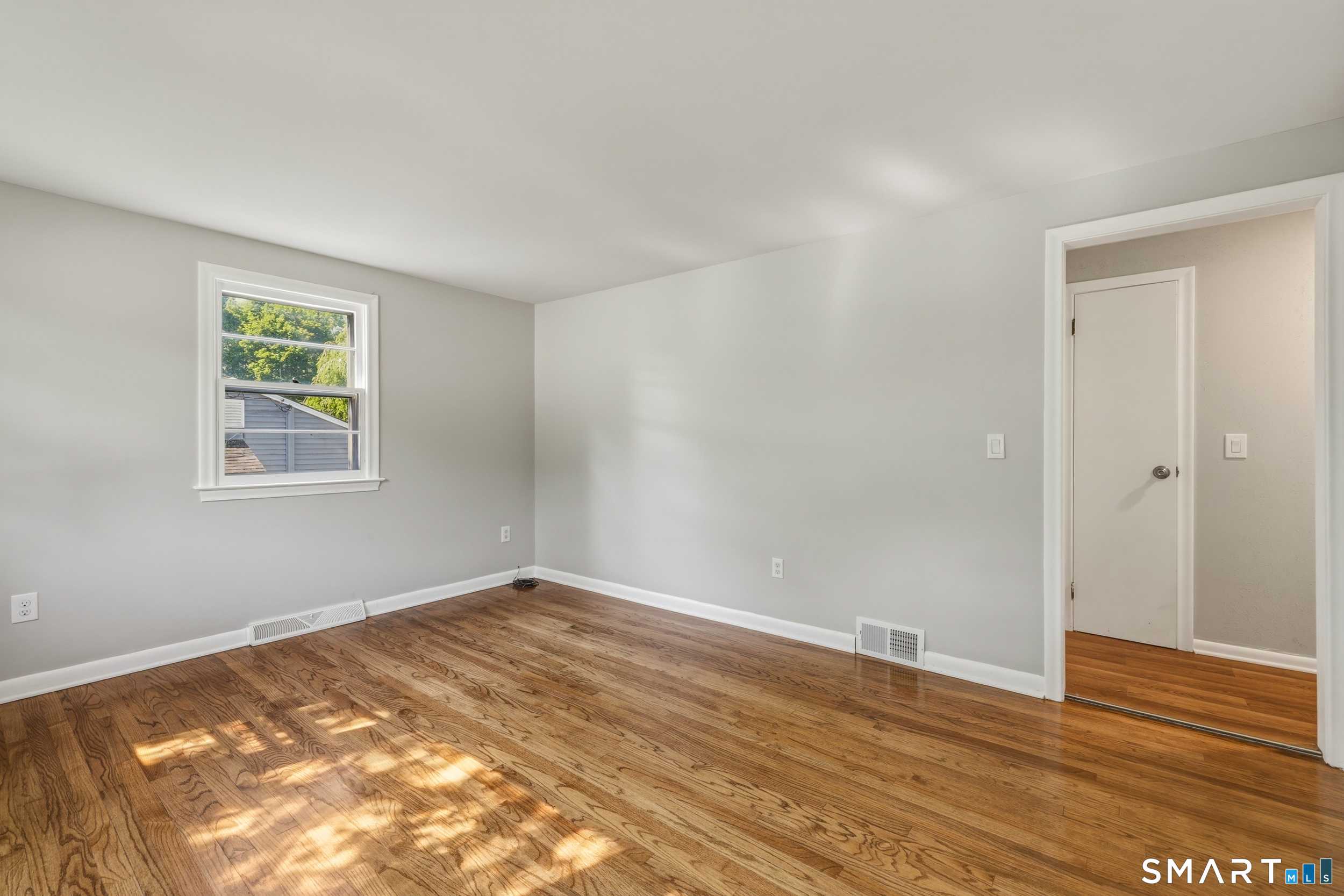 11 Chestnut Street Plymouth CT 06786