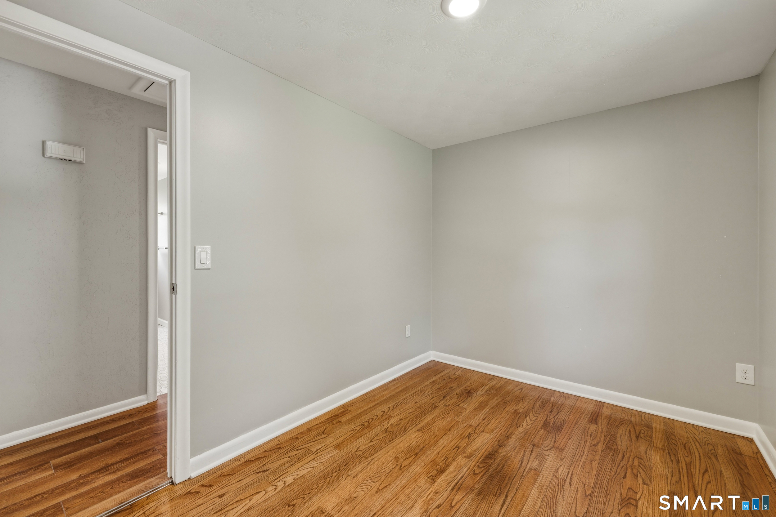 11 Chestnut Street Plymouth CT 06786