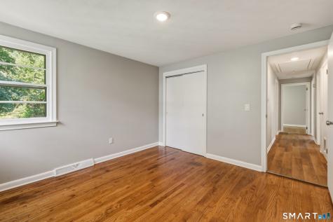 11 Chestnut Street Plymouth CT 06786