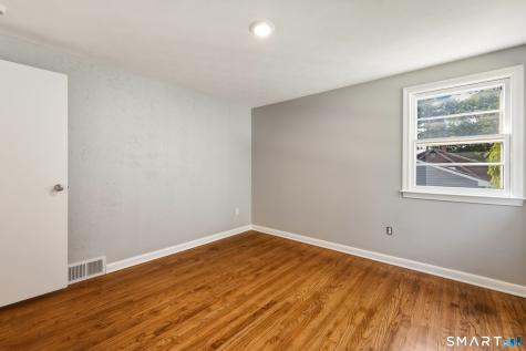 11 Chestnut Street Plymouth CT 06786