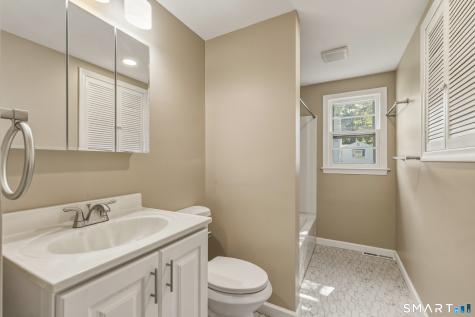 11 Chestnut Street Plymouth CT 06786