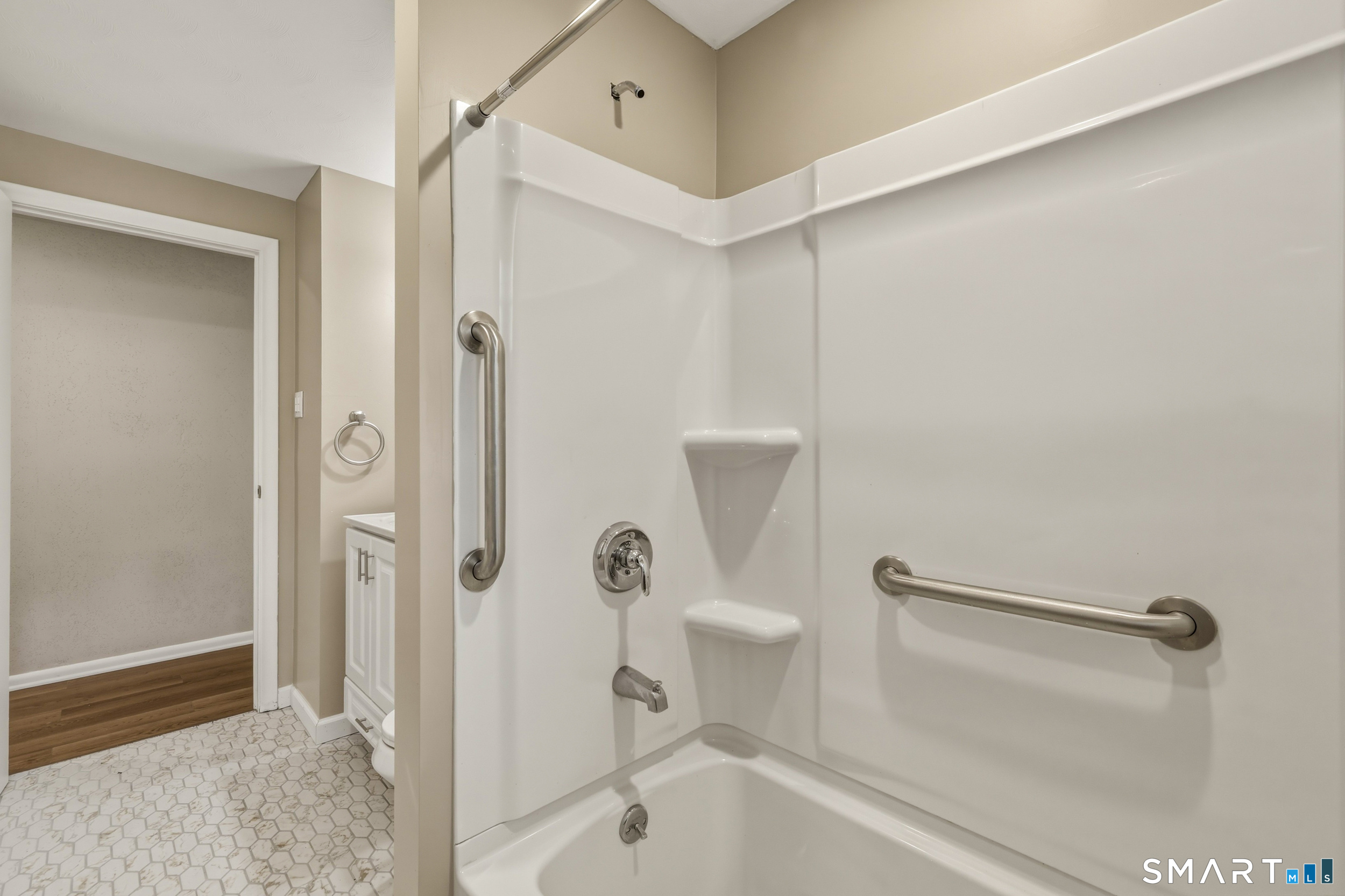 11 Chestnut Street Plymouth CT 06786