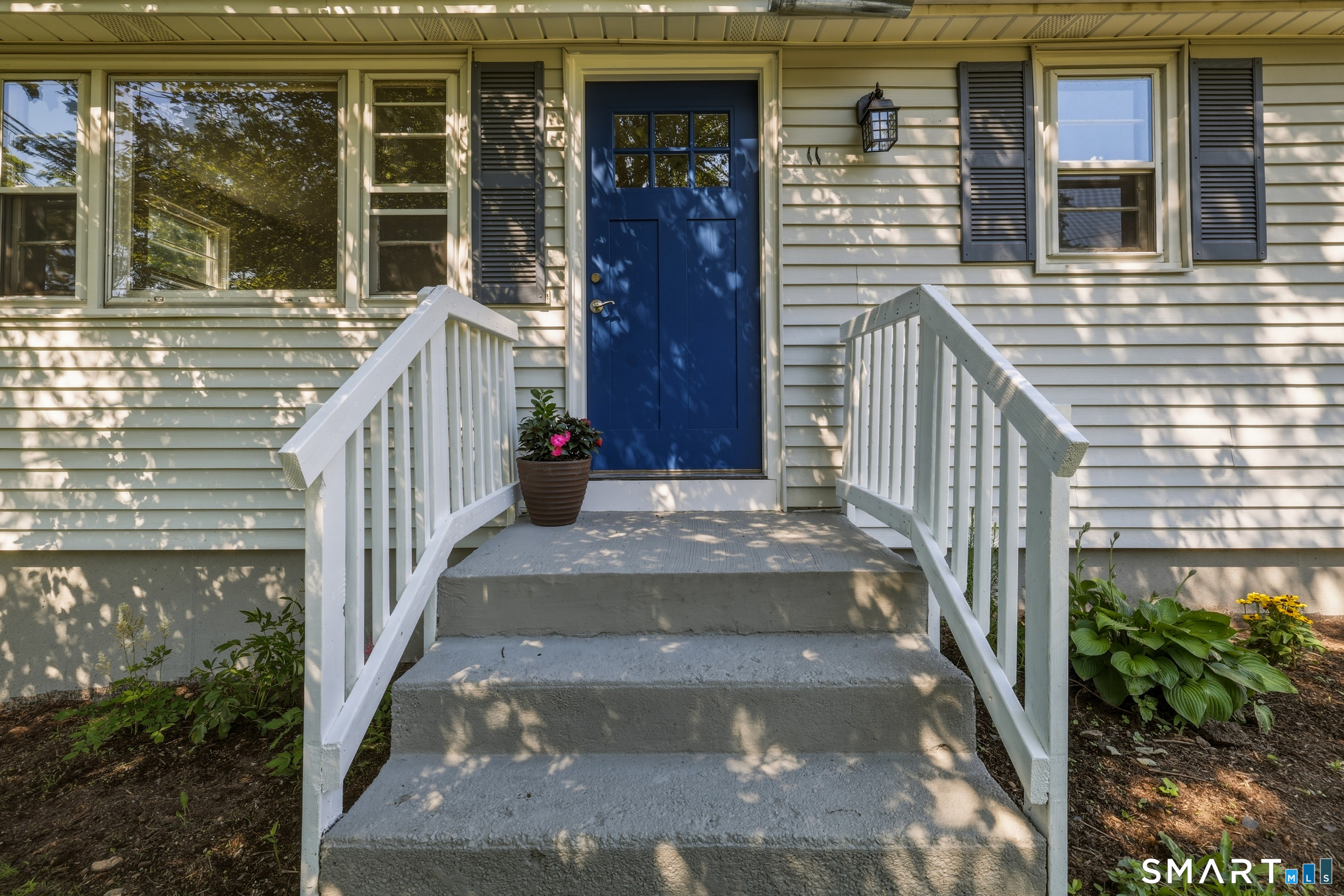 11 Chestnut Street Plymouth CT 06786