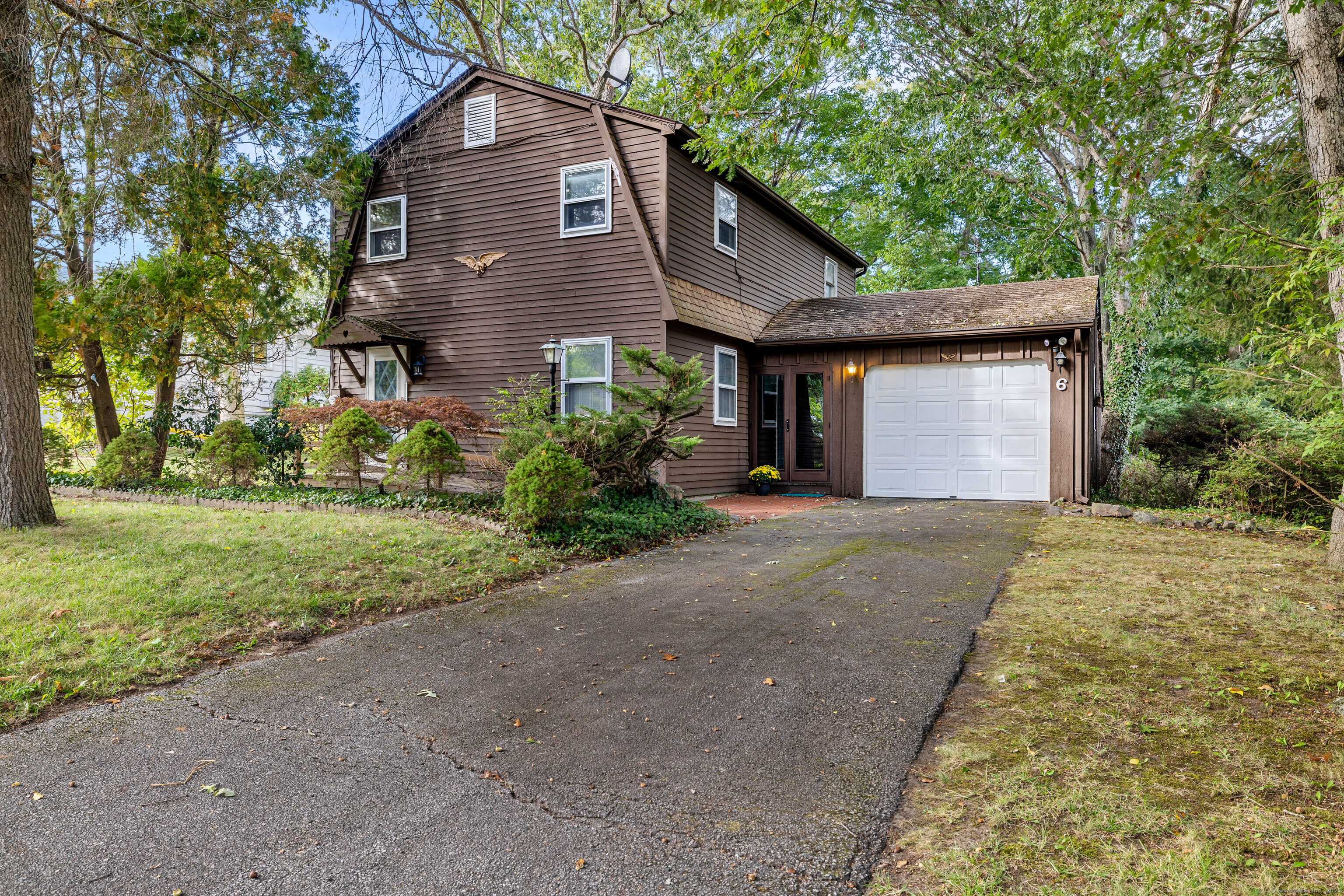 6 Fulmore Drive Waterford CT 06385