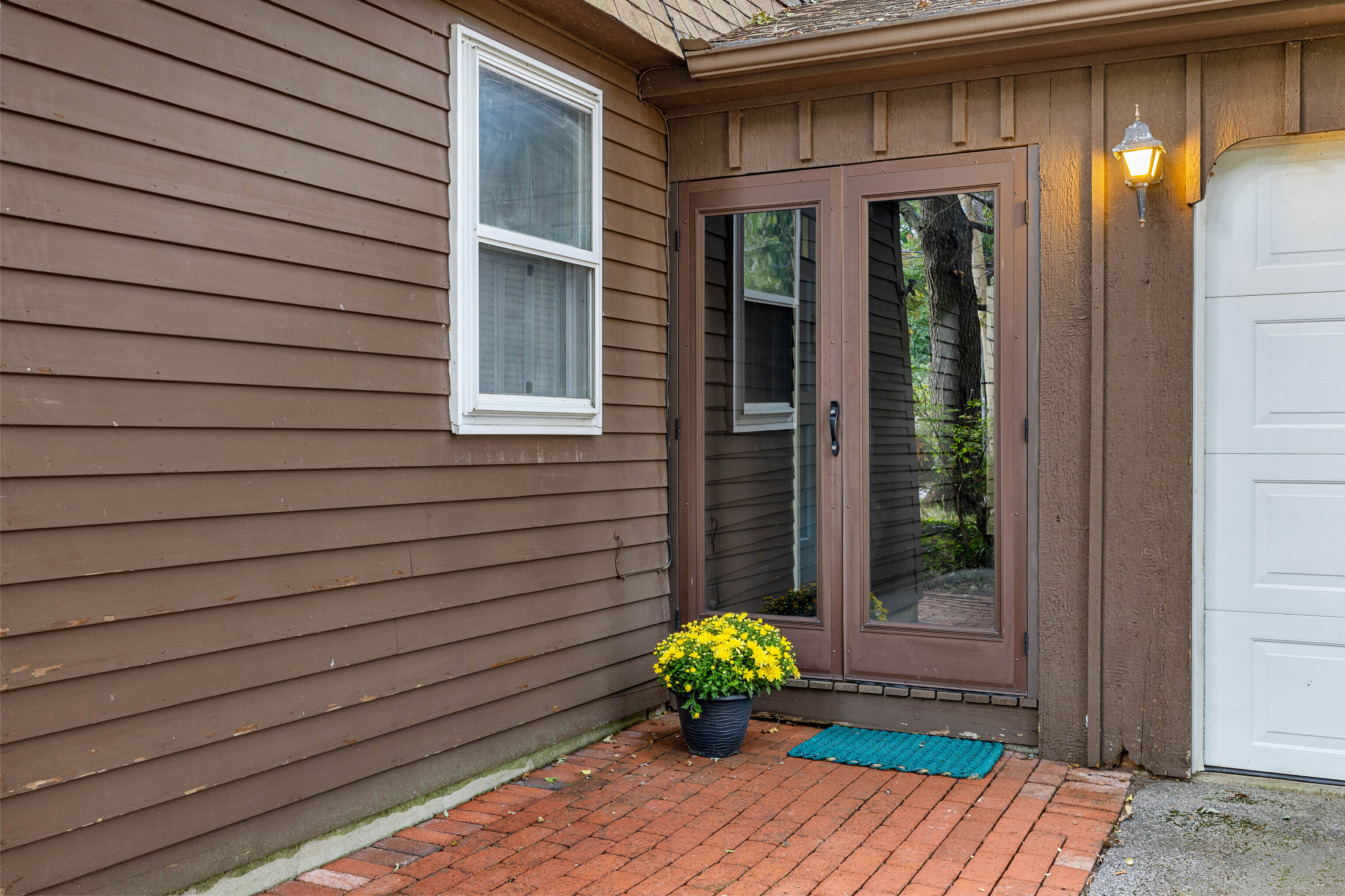 6 Fulmore Drive Waterford CT 06385