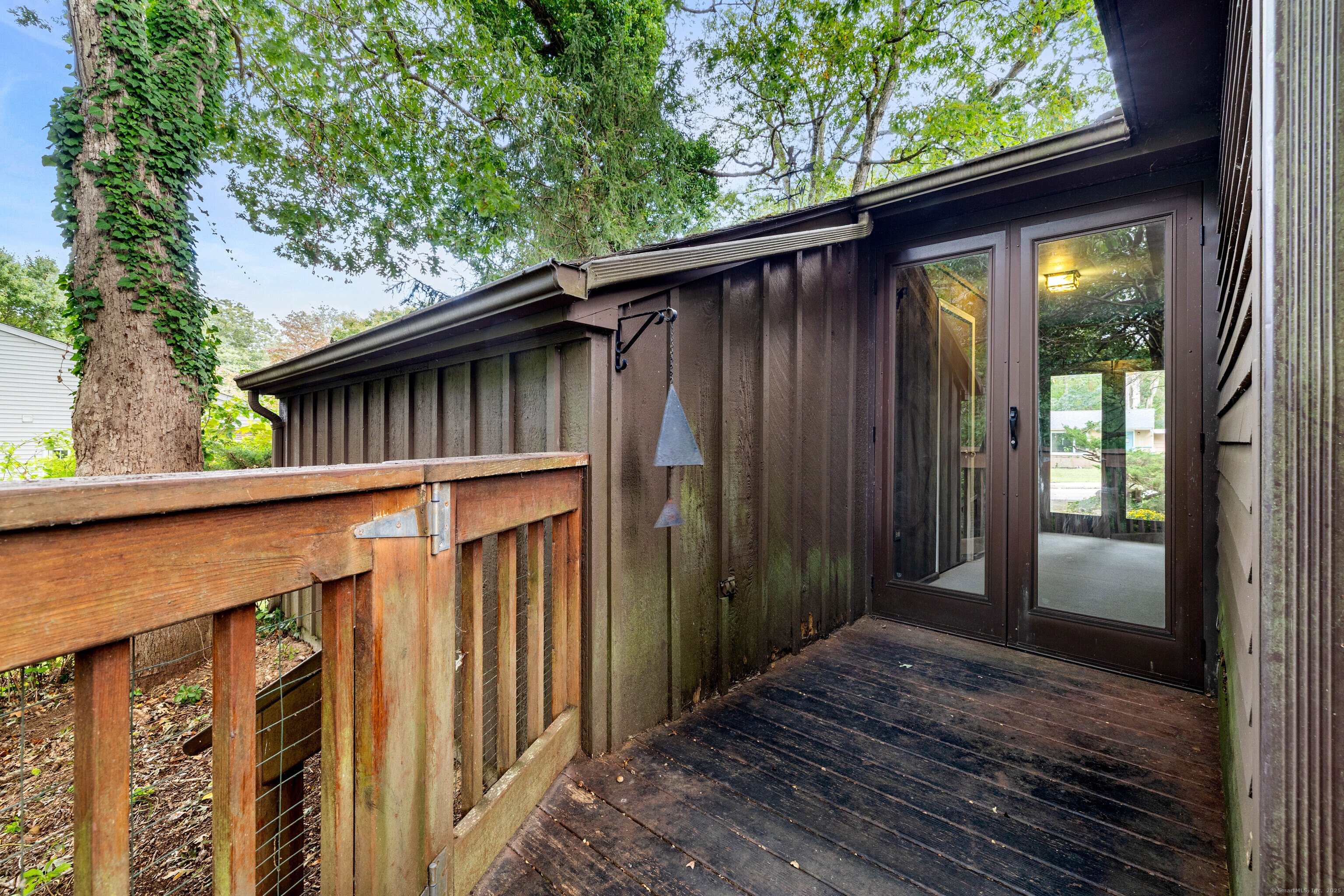 6 Fulmore Drive Waterford CT 06385