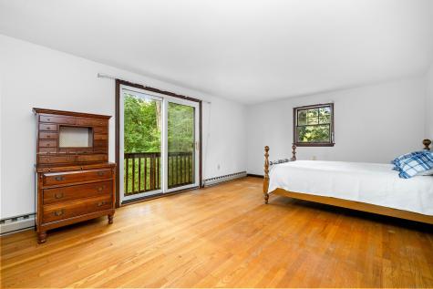 6 Fulmore Drive Waterford CT 06385