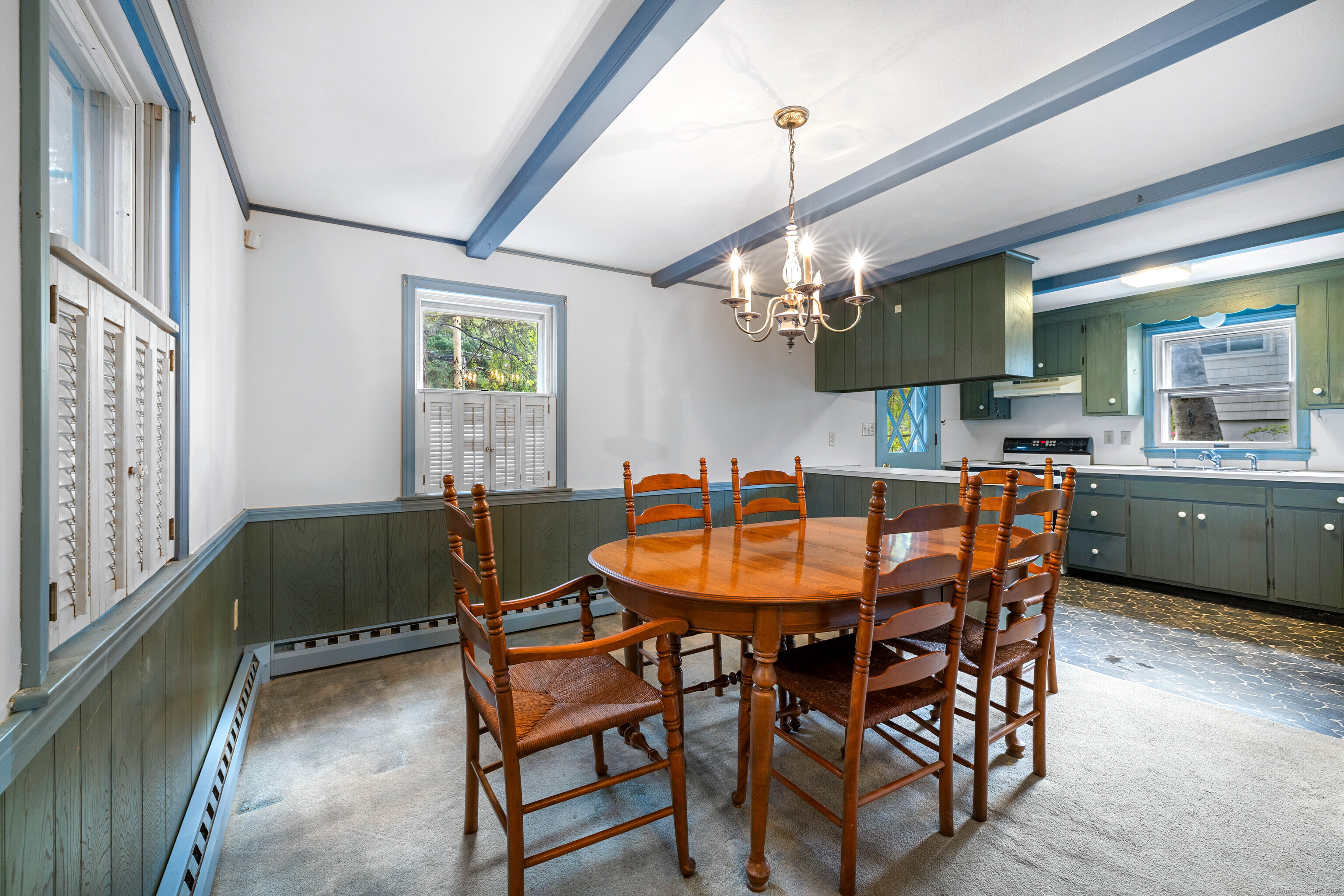 6 Fulmore Drive Waterford CT 06385