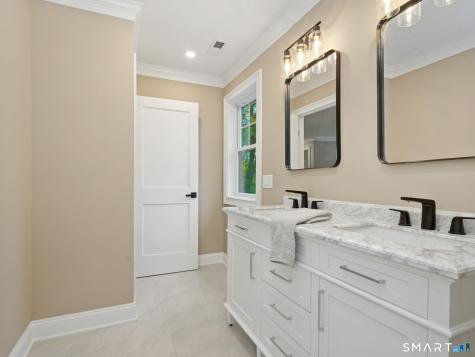 419 Valley Road Fairfield CT 06825
