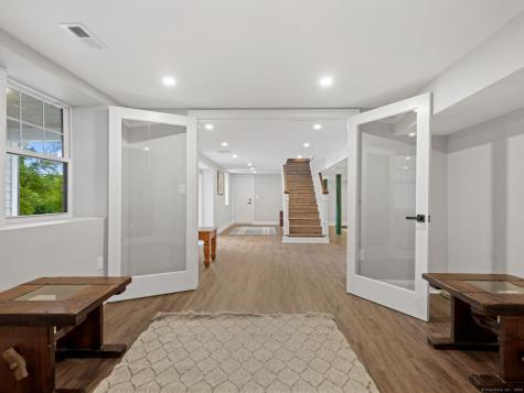 419 Valley Road Fairfield CT 06825