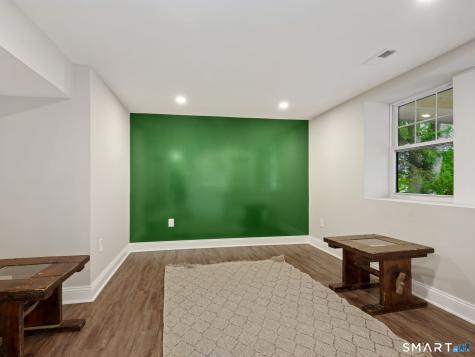 419 Valley Road Fairfield CT 06825