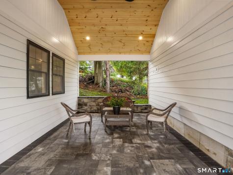 419 Valley Road Fairfield CT 06825