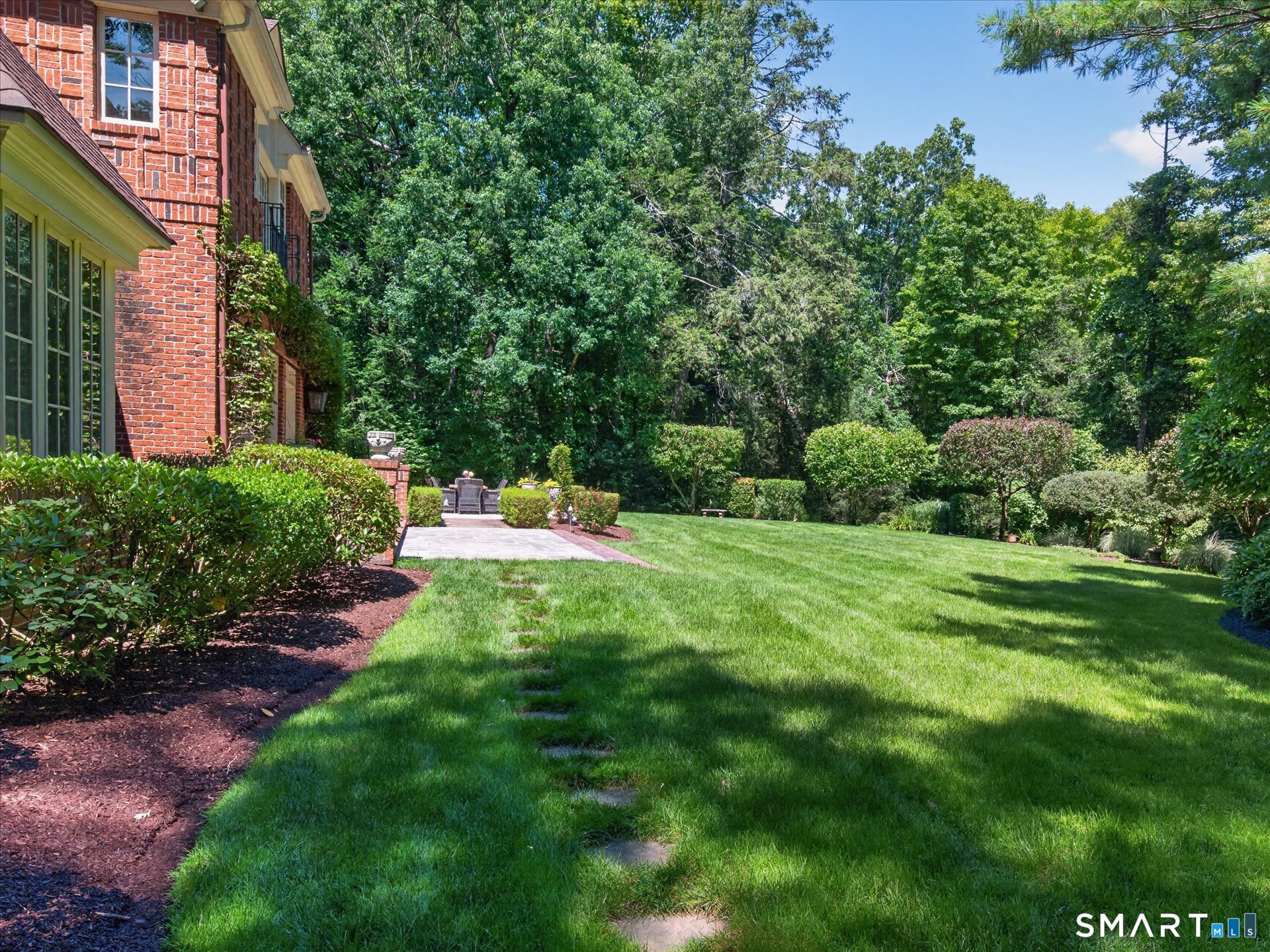 44 Prattling Pond Road Farmington CT 06032