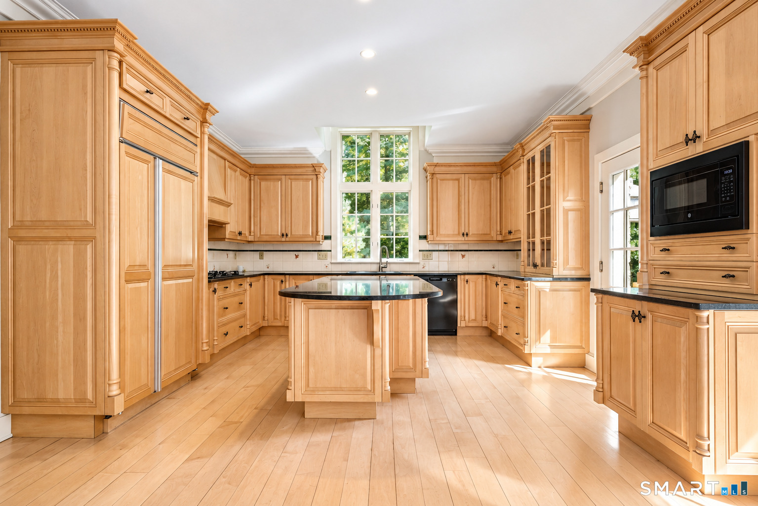 44 Prattling Pond Road Farmington CT 06032