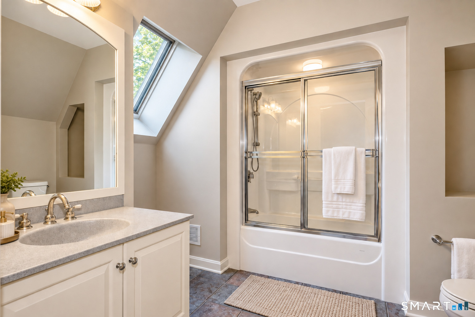 44 Prattling Pond Road Farmington CT 06032