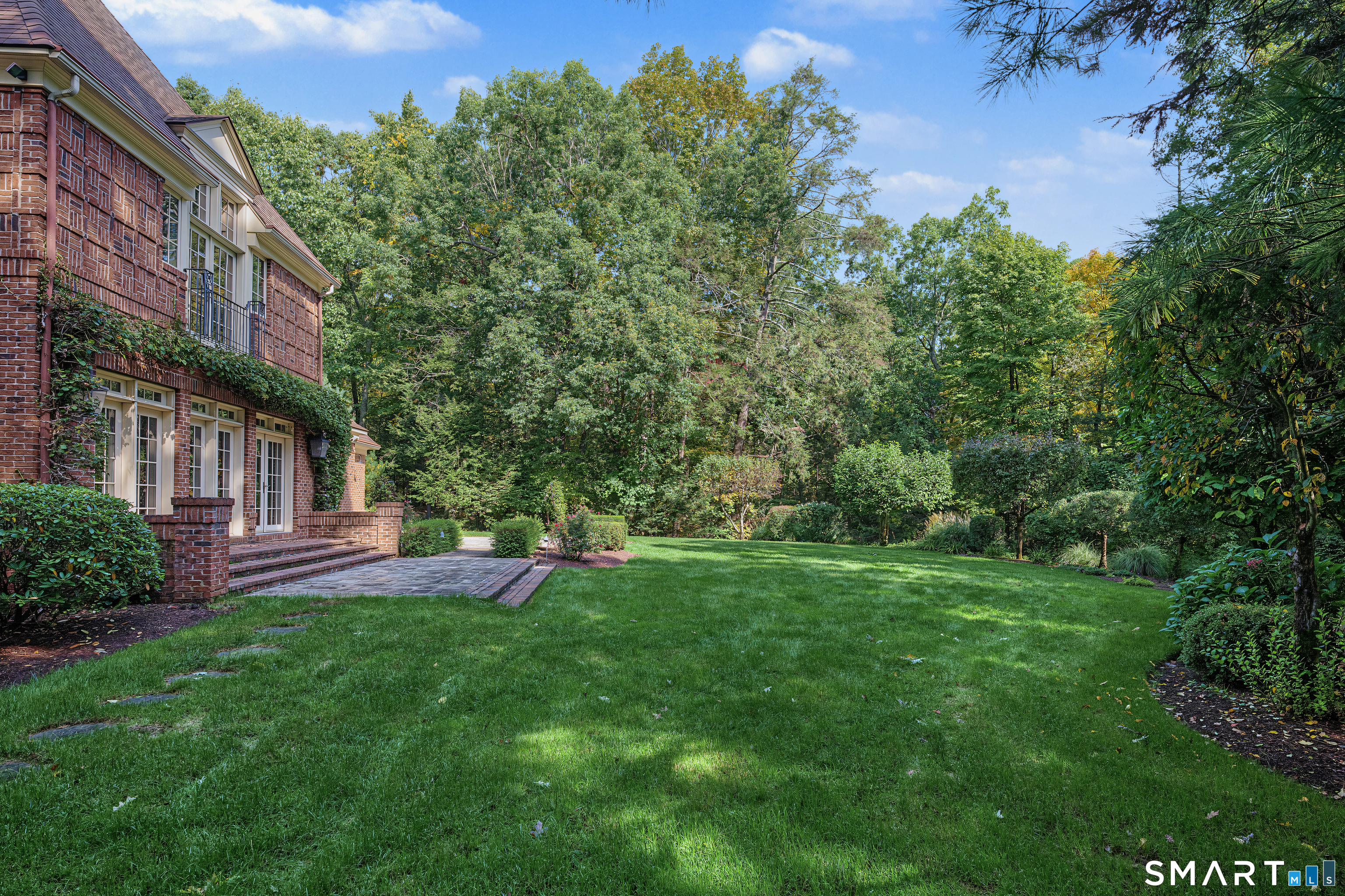 44 Prattling Pond Road Farmington CT 06032