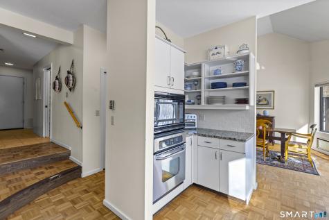 35 Stonehenge Place Cheshire CT 06410