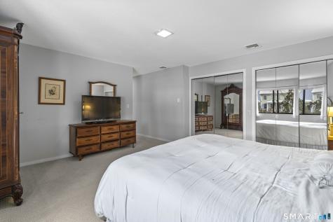 35 Stonehenge Place Cheshire CT 06410