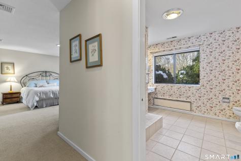 35 Stonehenge Place Cheshire CT 06410