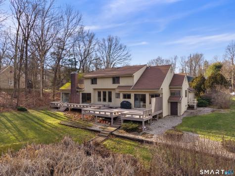 35 Stonehenge Place Cheshire CT 06410