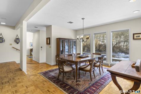 35 Stonehenge Place Cheshire CT 06410