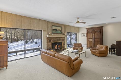 35 Stonehenge Place Cheshire CT 06410