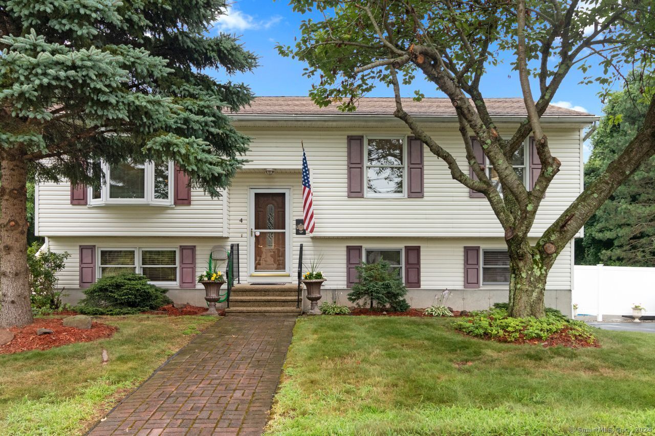 4 Joseph Lane Hamden CT 06514