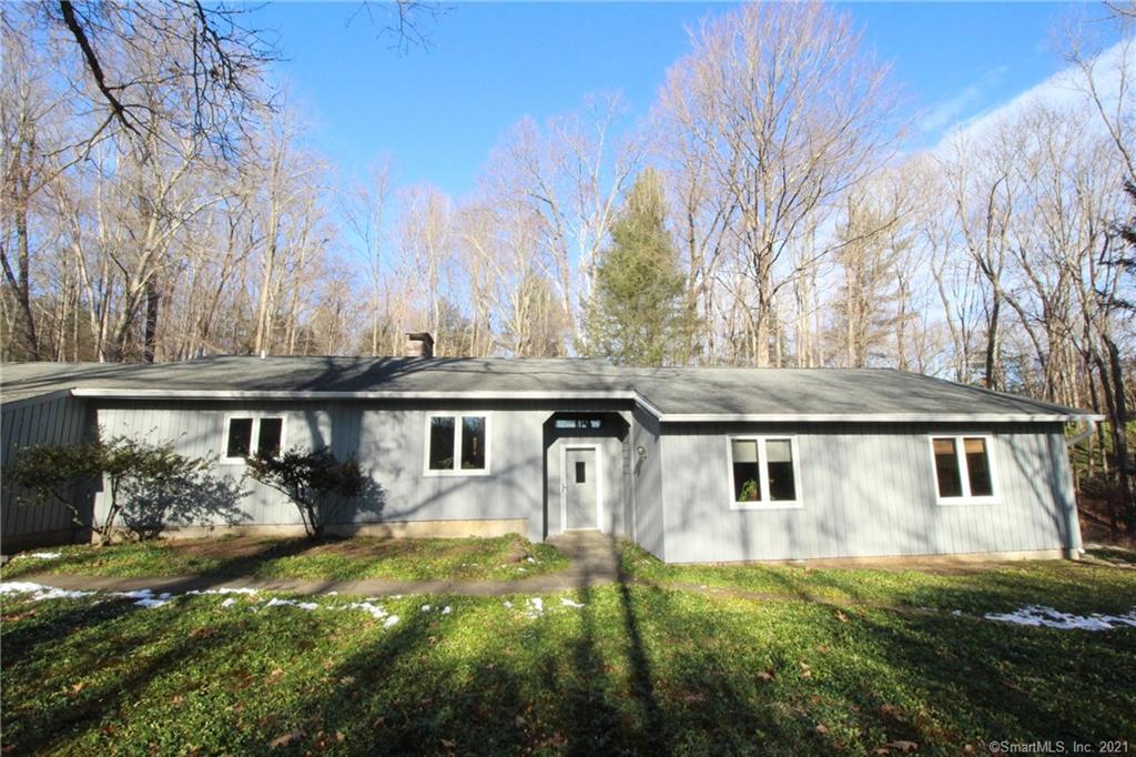 10 Arch Bridge Road Bethlehem CT 06751
