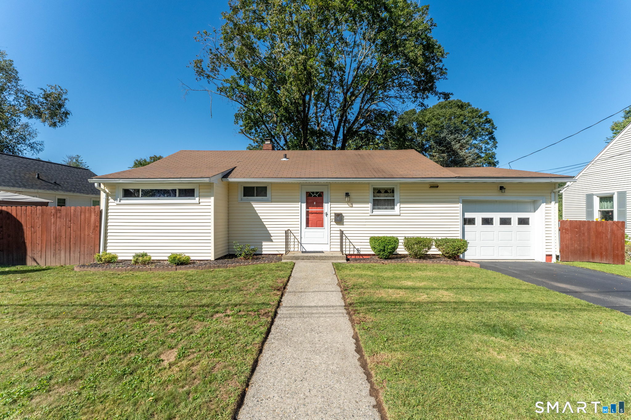 4 Meditz Court Norwich CT 06360